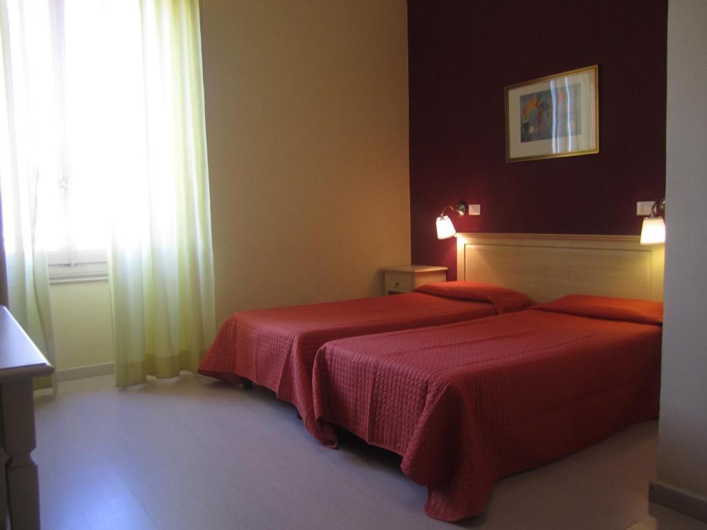 Hotel Genzianella Флоренция Номер фото