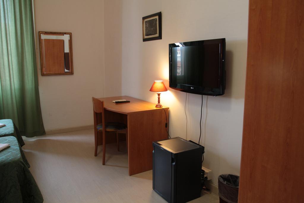 Hotel Genzianella Флоренция Экстерьер фото